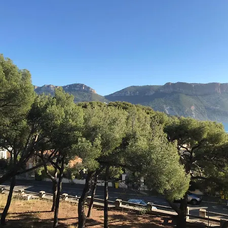 Au Son Des Cigales * Cassis